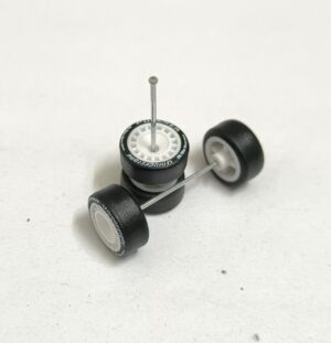 Premium Rubber Tyres/Wheels for 1/64 Scale Set (M5)