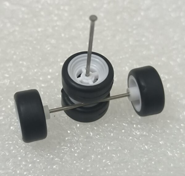 Rubber Tires/Wheels for 1/64 Scale Models (M39)