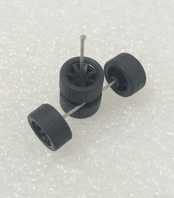 Rubber Tires/Wheels for 1/64 Scale Models (M41)