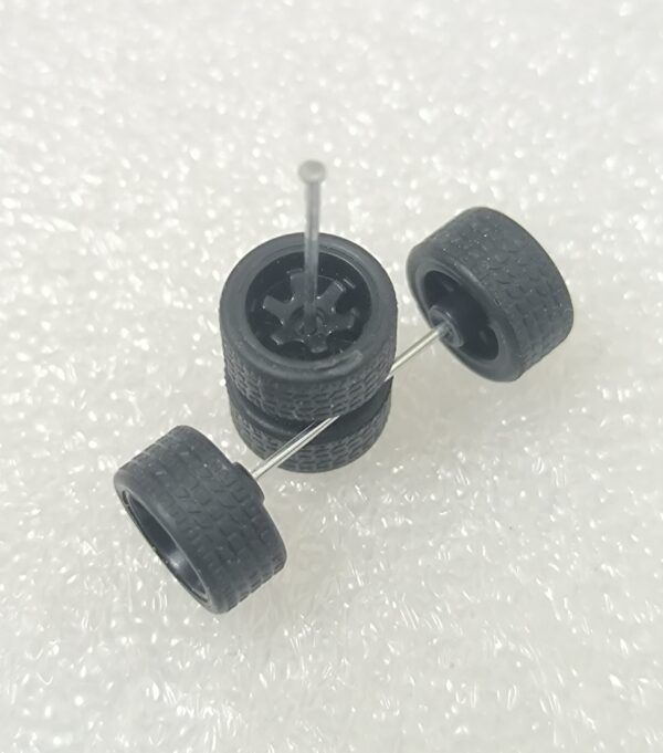 Rubber Tires/Wheels for 1/64 Scale Models (M43)